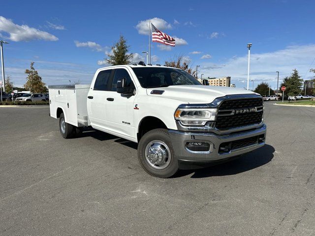 2024 Ram 3500 SLT