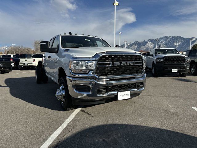 2024 Ram 3500 SLT