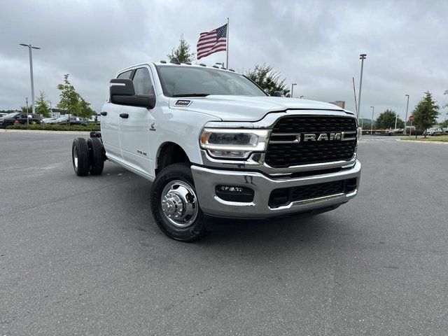 2024 Ram 3500 SLT