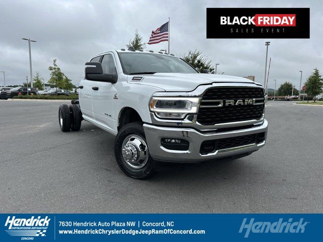 2024 Ram 3500 SLT