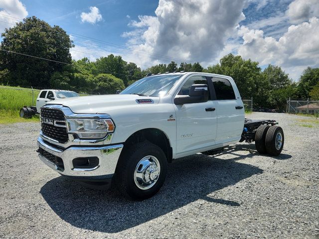 2024 Ram 3500 SLT