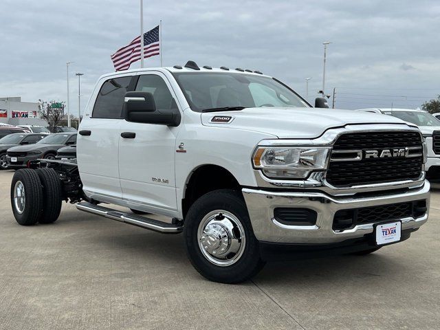 2024 Ram 3500 SLT