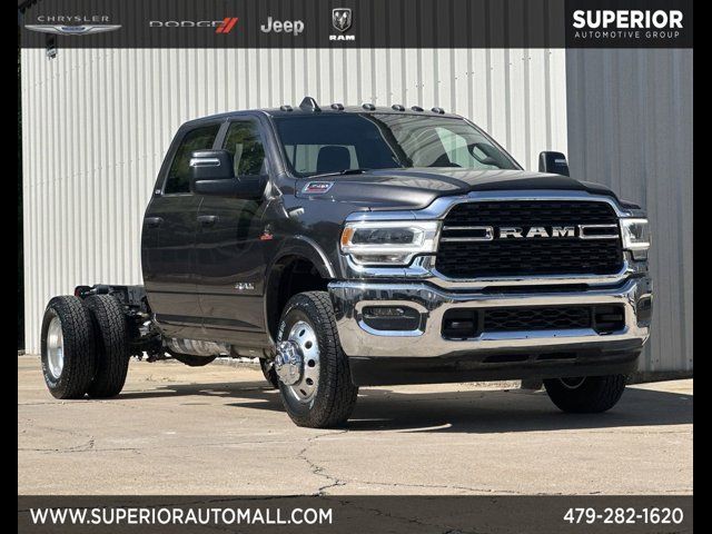 2024 Ram 3500 SLT