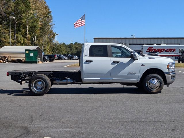 2024 Ram 3500 SLT