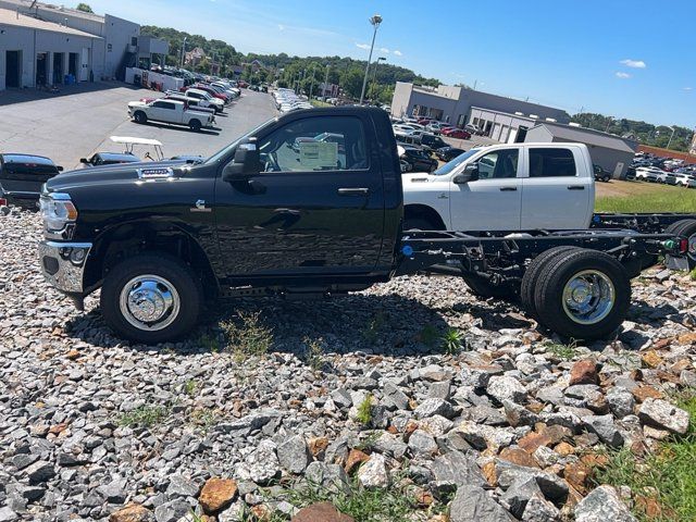 2024 Ram 3500 Tradesman