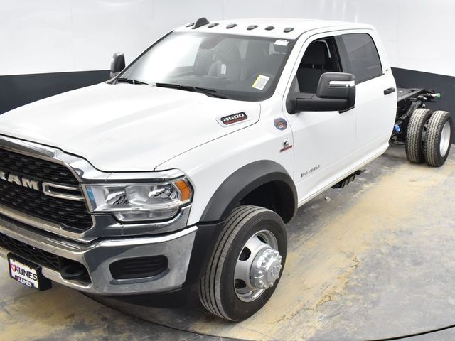 2024 Ram 4500 SLT