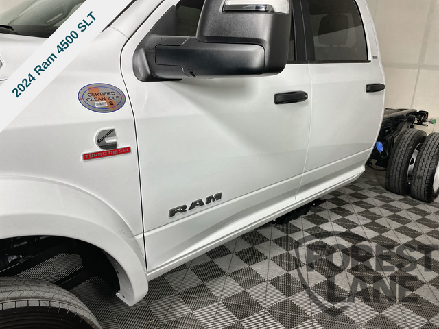 2024 Ram 4500 SLT