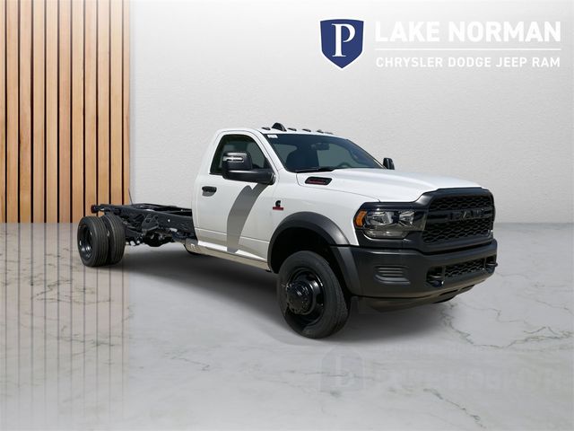 2024 Ram 5500 Tradesman