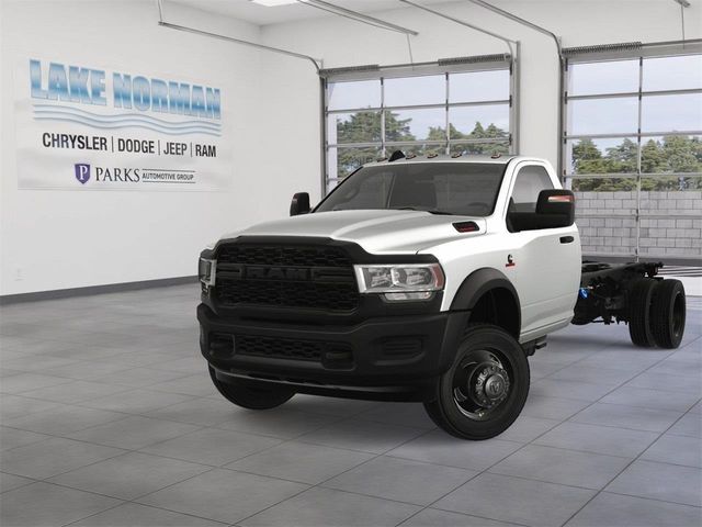 2024 Ram 5500 Tradesman