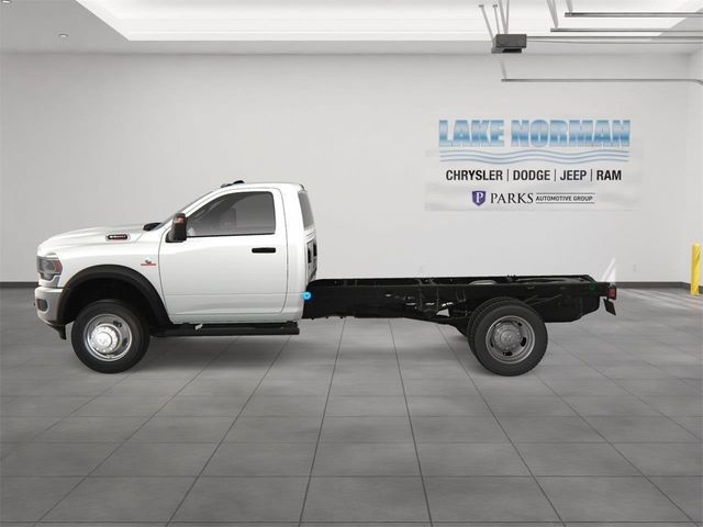 2024 Ram 5500 Tradesman