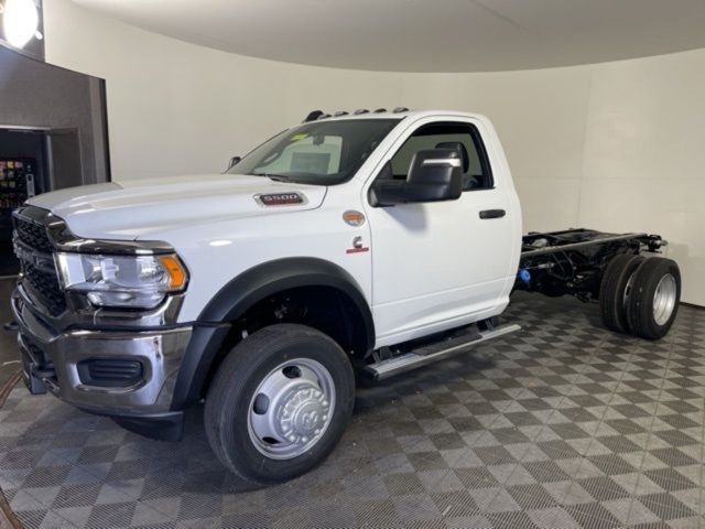 2024 Ram 5500 Tradesman