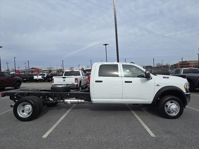 2024 Ram 5500 Tradesman