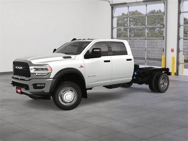 2024 Ram 5500 SLT