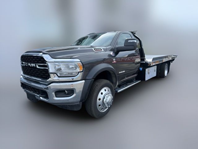 2024 Ram 5500 SLT