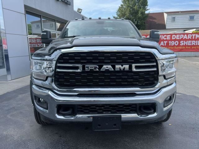 2024 Ram 5500 SLT