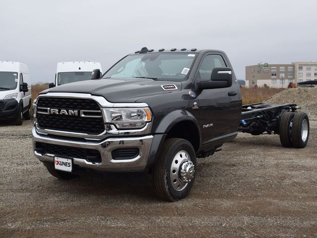 2024 Ram 5500 SLT