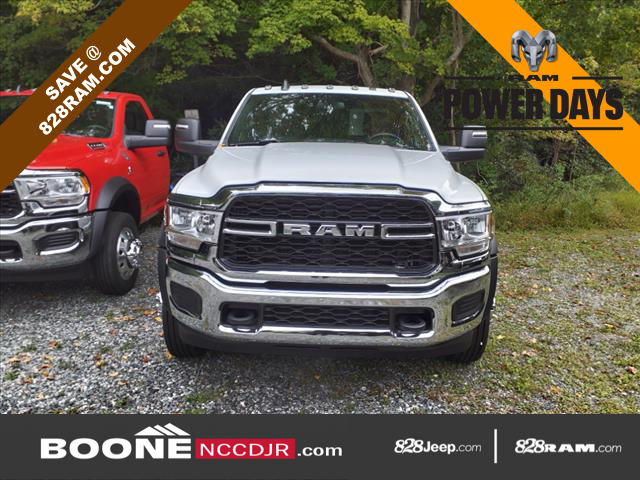 2024 Ram 5500 Tradesman