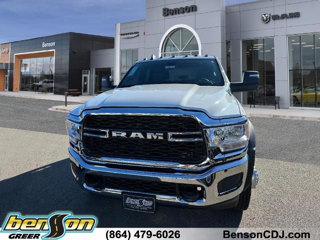 2024 Ram 5500 Tradesman