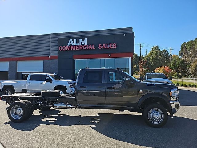 2024 Ram 5500 Tradesman