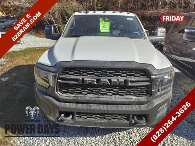 2024 Ram 5500 Tradesman