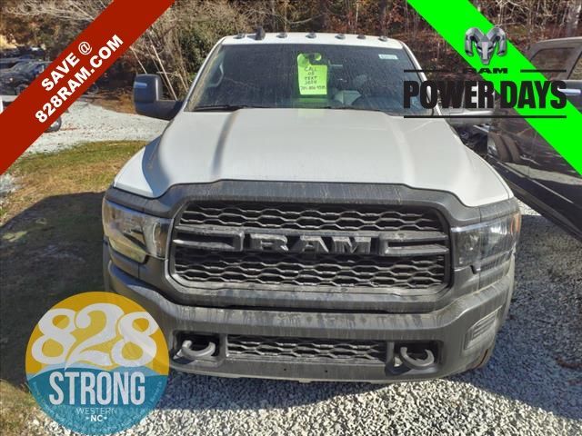 2024 Ram 5500 Tradesman