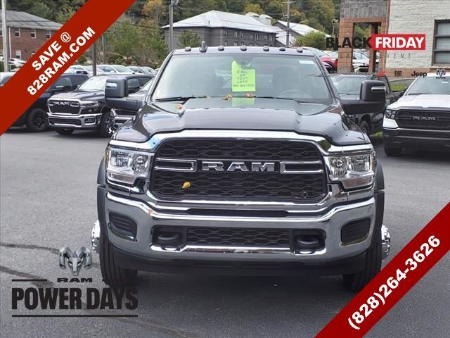 2024 Ram 5500 Tradesman