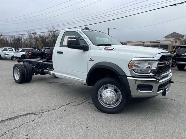 2024 Ram 5500 Tradesman