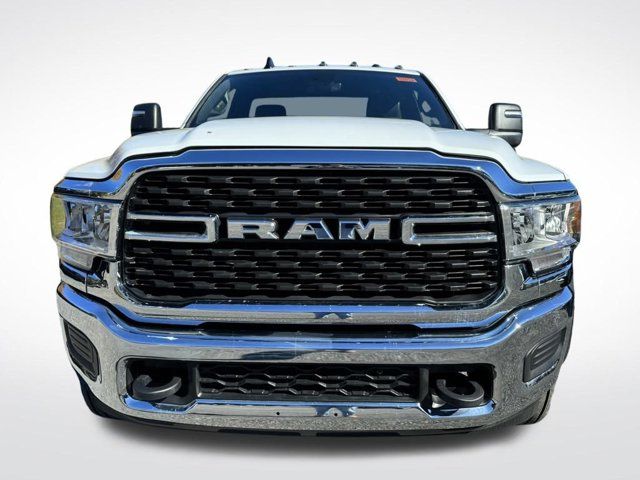 2024 Ram 5500 SLT