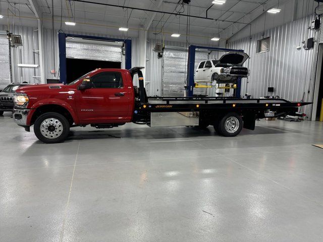 2024 Ram 5500 SLT