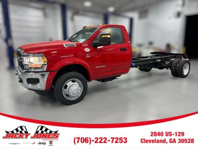 2024 Ram 5500 SLT