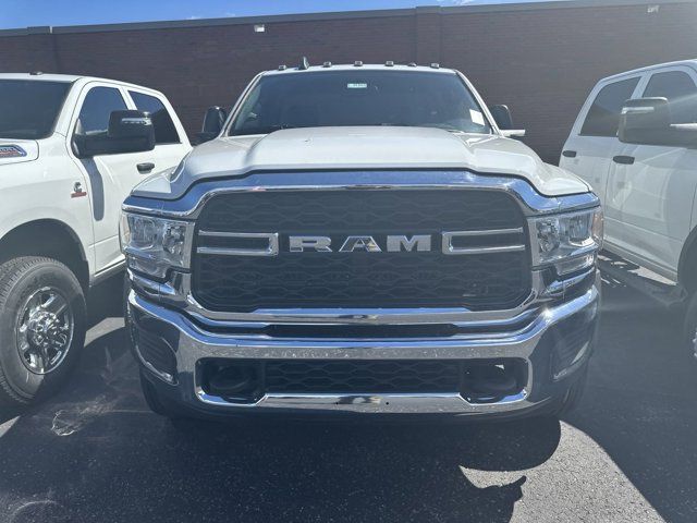 2024 Ram 5500 Tradesman