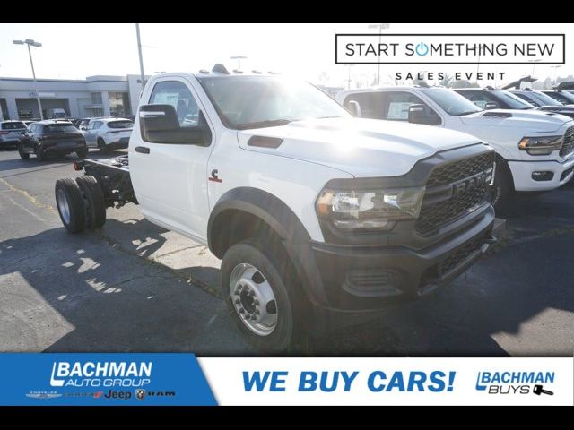 2024 Ram 5500 Tradesman