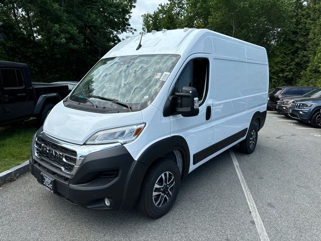 2024 Ram ProMaster Cargo Van SLT+