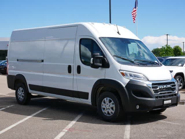 2024 Ram ProMaster Cargo Van SLT+