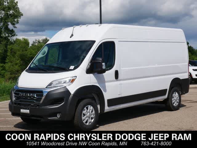 2024 Ram ProMaster Cargo Van SLT+