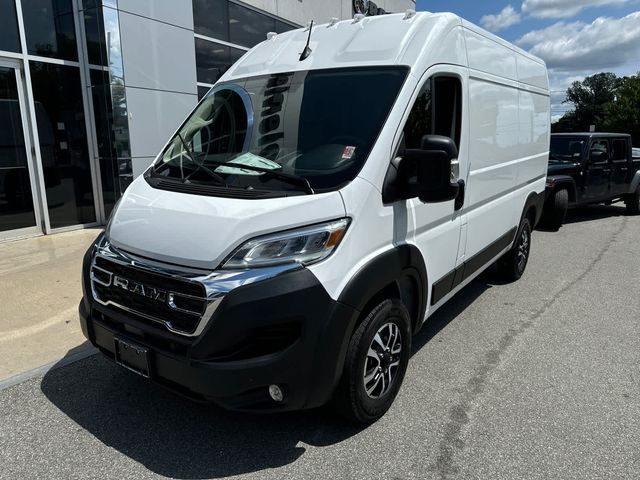 2024 Ram ProMaster Cargo Van SLT+