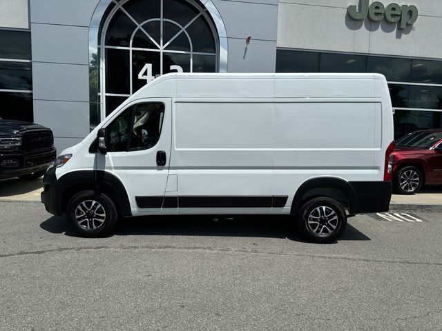 2024 Ram ProMaster Cargo Van SLT+