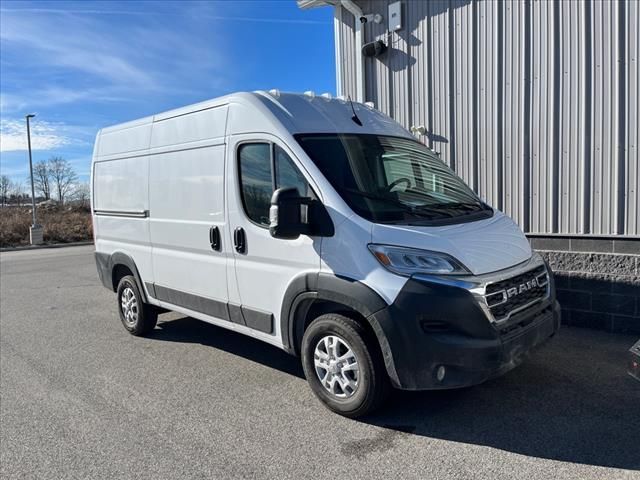 2024 Ram ProMaster Cargo Van SLT+