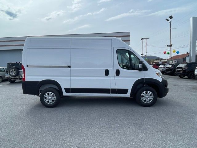 2024 Ram ProMaster Cargo Van SLT