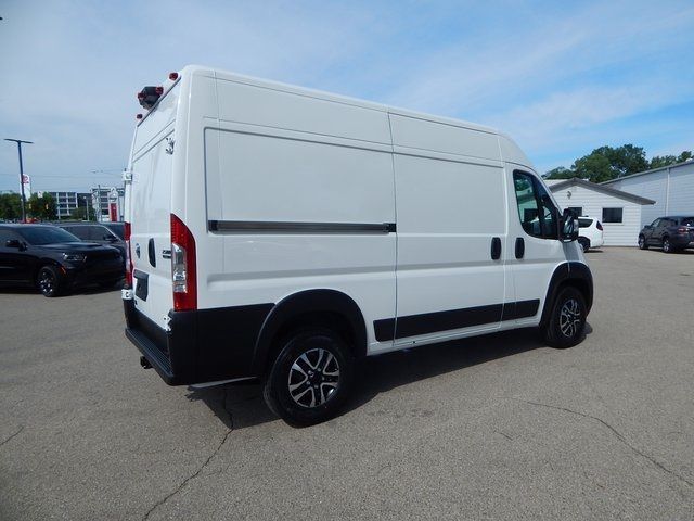 2024 Ram ProMaster Cargo Van SLT