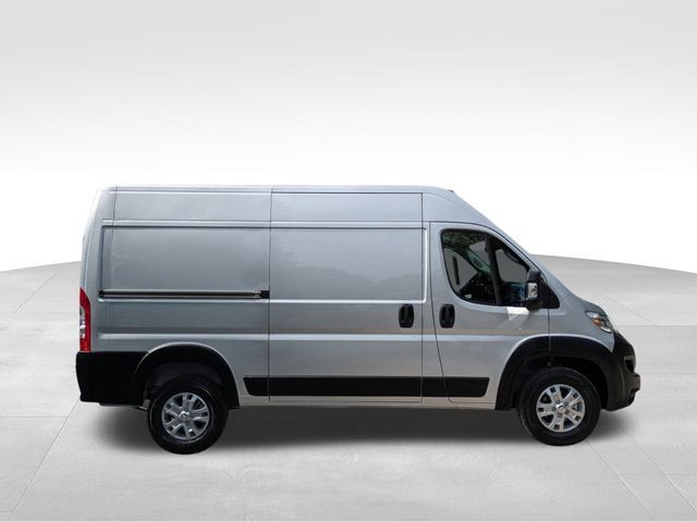 2024 Ram ProMaster Cargo Van SLT