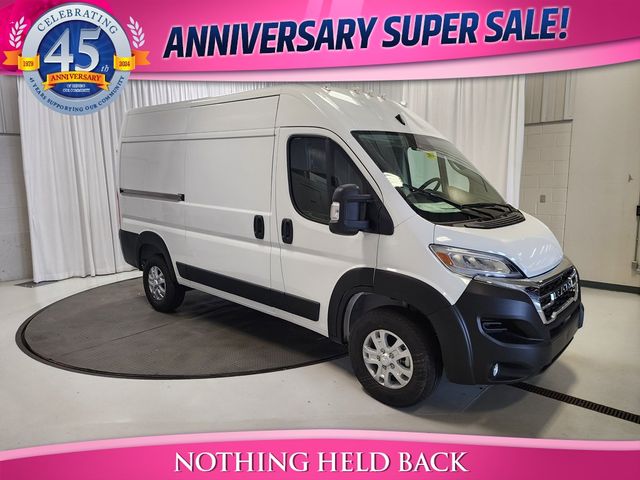 2024 Ram ProMaster Cargo Van SLT