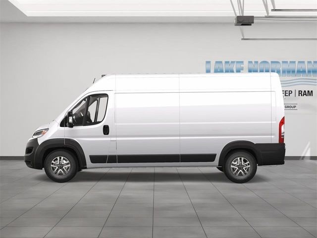 2024 Ram ProMaster Cargo Van SLT+