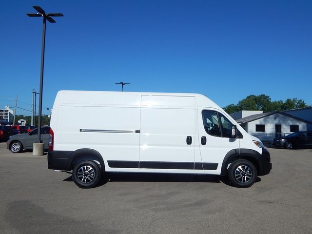 2024 Ram ProMaster Cargo Van SLT+