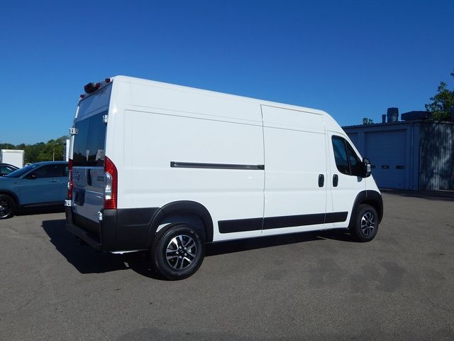 2024 Ram ProMaster Cargo Van SLT+