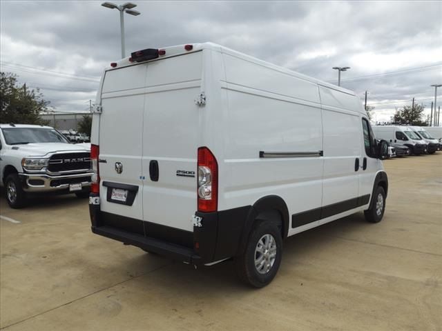 2024 Ram ProMaster Cargo Van SLT