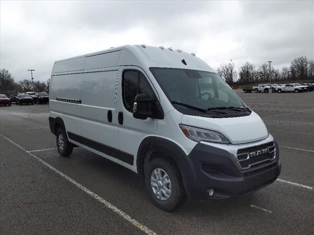 2024 Ram ProMaster Cargo Van SLT