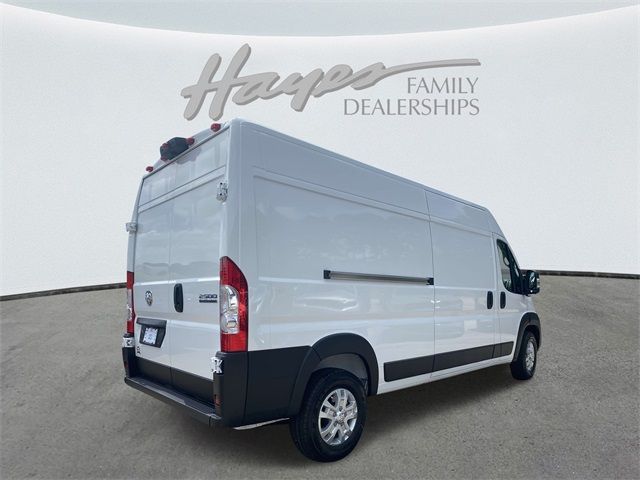 2024 Ram ProMaster Cargo Van SLT