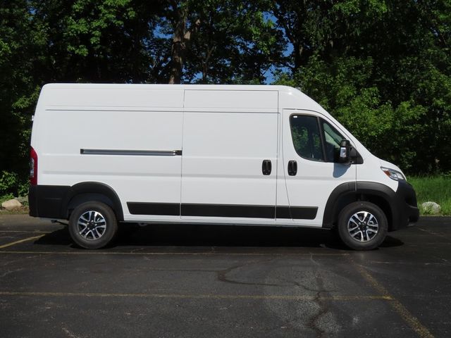 2024 Ram ProMaster Cargo Van SLT