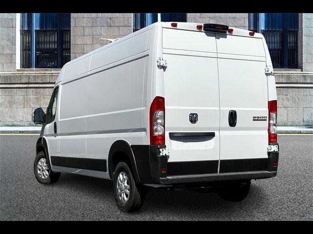 2024 Ram ProMaster Cargo Van SLT